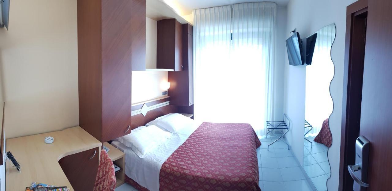 ג'וליאנובה Hotel Europa Beach Village מראה חיצוני תמונה