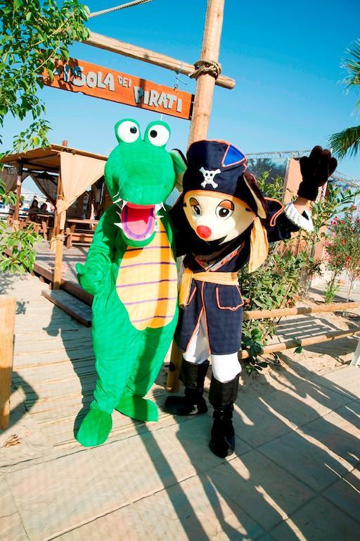 ג'וליאנובה Hotel Europa Beach Village מראה חיצוני תמונה