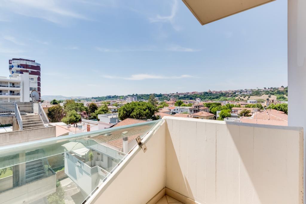 ג'וליאנובה Hotel Europa Beach Village חדר תמונה