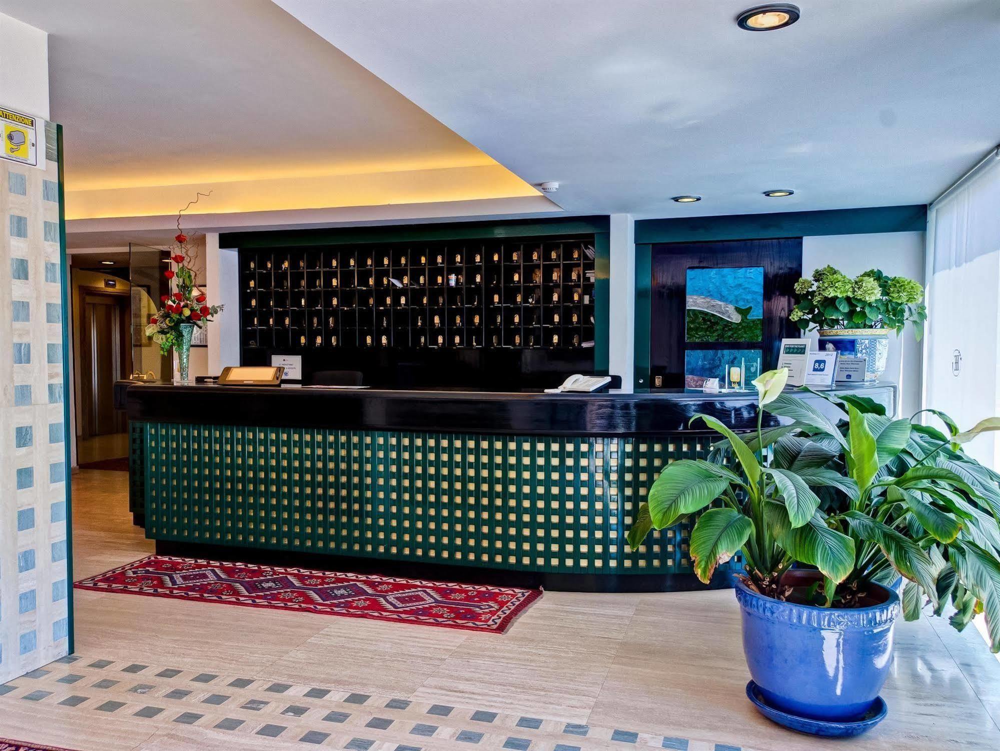 ג'וליאנובה Hotel Europa Beach Village מראה חיצוני תמונה
