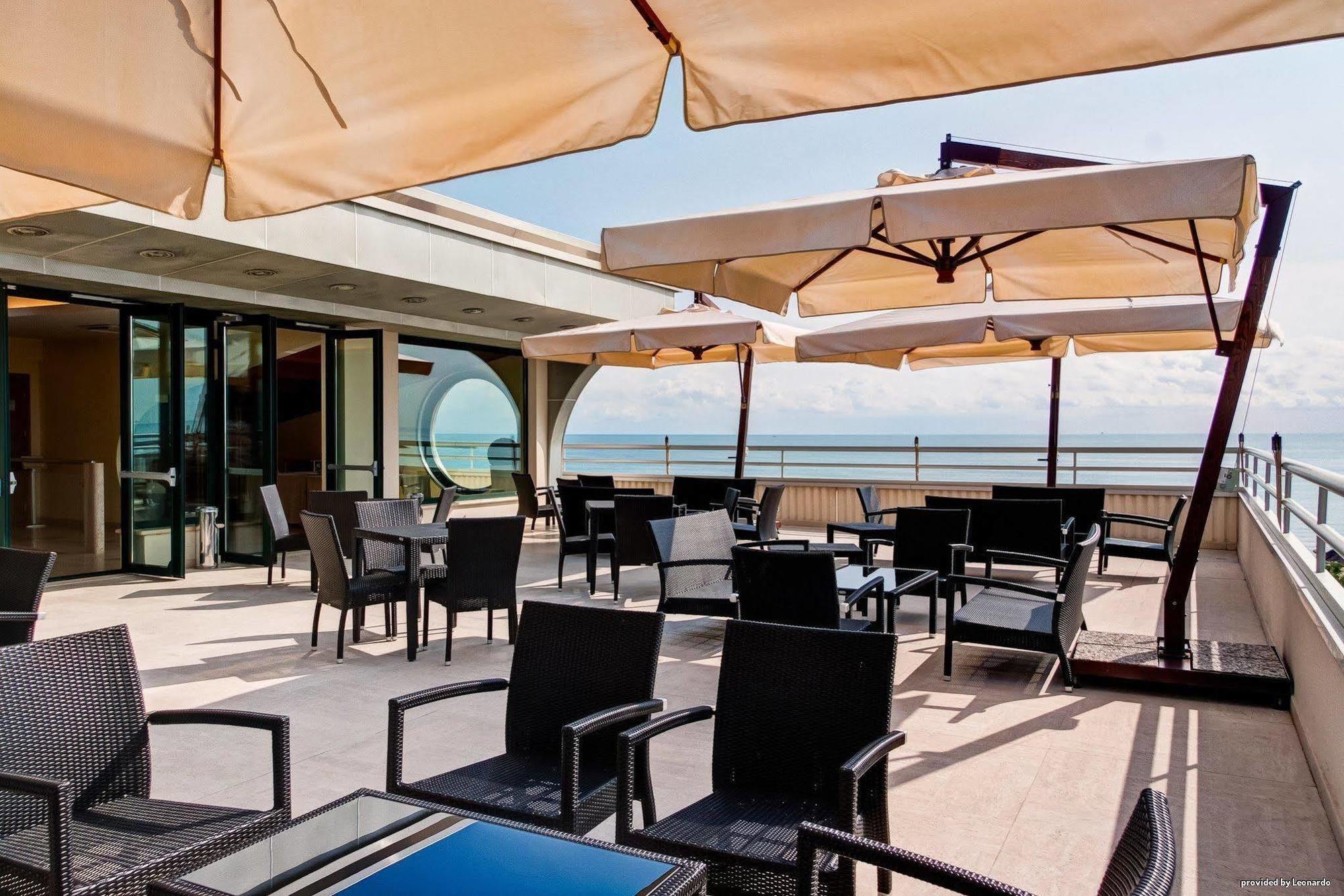 ג'וליאנובה Hotel Europa Beach Village מראה חיצוני תמונה